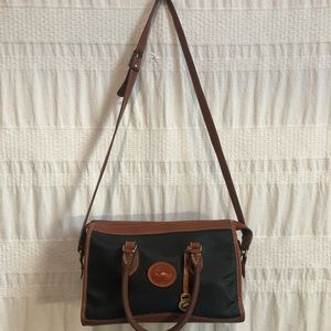Dooney & Bourke vintage leather shoulder bag, black/tan, GUC